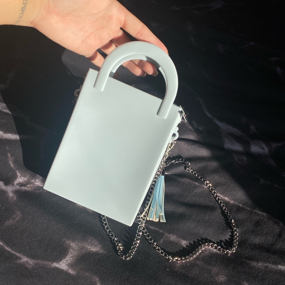 Silicone chained crossbody